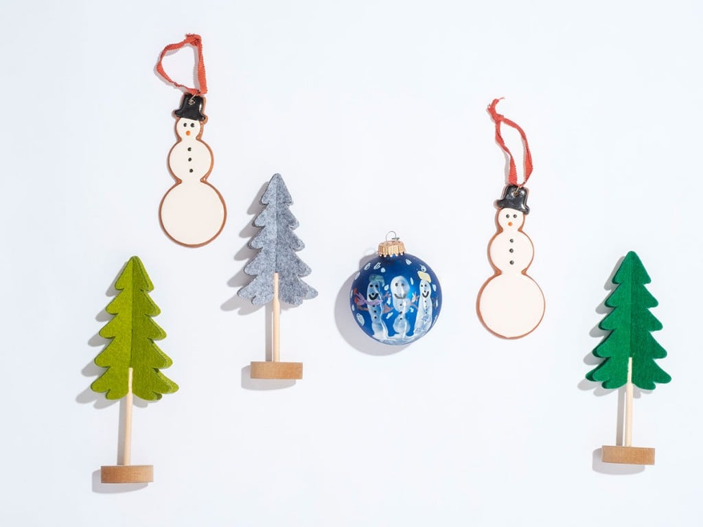 Snowman Ornament Photo Aaron Yoshino
